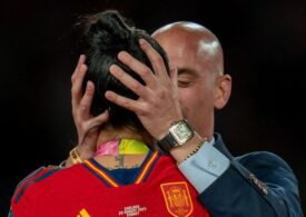 Spanish FA president resigns after kissing player at Women's World Cup final