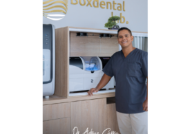 Adrián Sarria: A Dentist Committed to Excellence and Innovation.